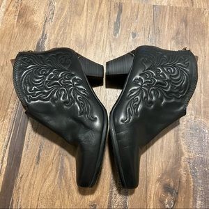 Pikolinos | Black Leather Western Bootie Heels